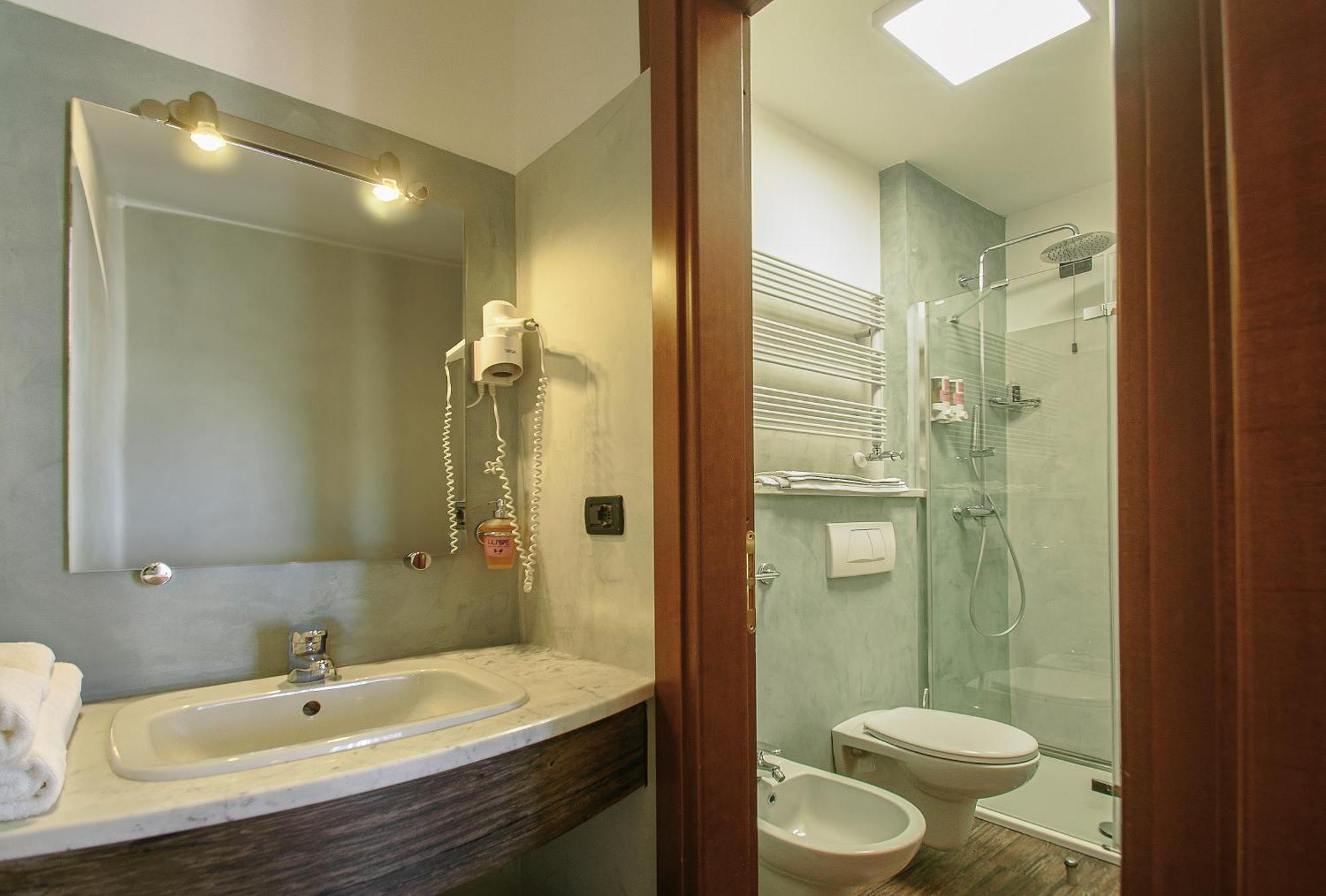 La Giolitta Rooms & Apartment Barolo Luaran gambar