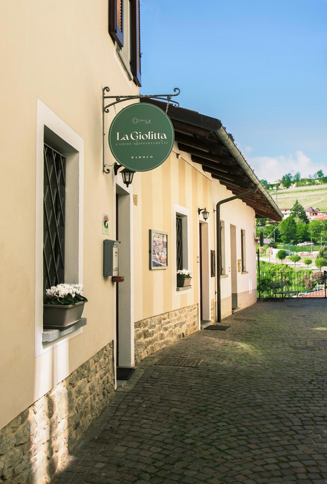 La Giolitta Rooms & Apartment Barolo Luaran gambar